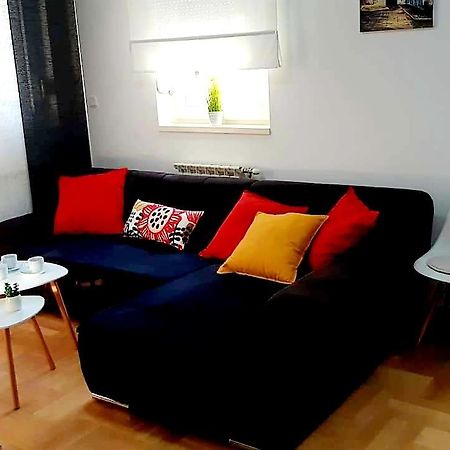 Apartment With Garage Lavici Zagreb Exterior foto